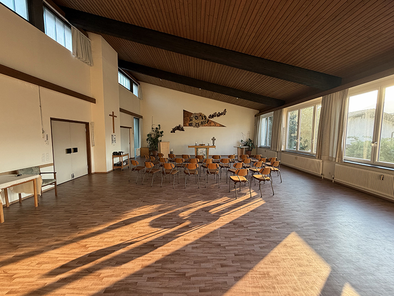 Evangelisches Gemeindezentrum Wörgl - Saal Die neue Heimat der Gaststubenbühne Wörgl - Evangelisches Gemeindezentrum Wörgl